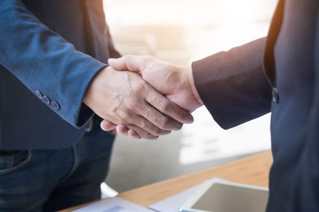 Partnering-with-Small-Businesses - Winz Credit Partnering with Small Businesses