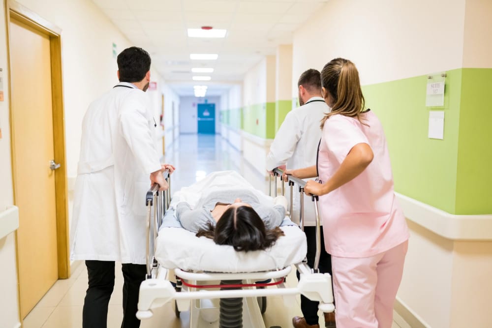 Financial Tips to Handle Medical Emergencies - Winz Credit Financial Tips to Handle Medical Emergencies